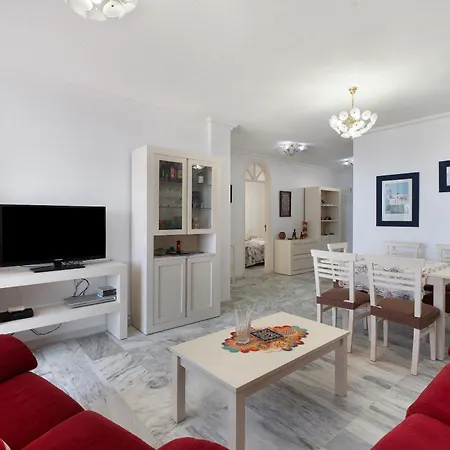 Al Mar Gigantes * פוארטו דה סנטיאגו