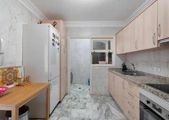 Al Mar Gigantes * Puerto de Santiago (Tenerife)