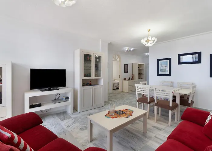 Al Mar Gigantes * Puerto de Santiago (Tenerife)